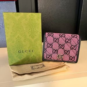 Like New Gucci Marmont Multicolor Wallet in Pink & Blue, silver hardware